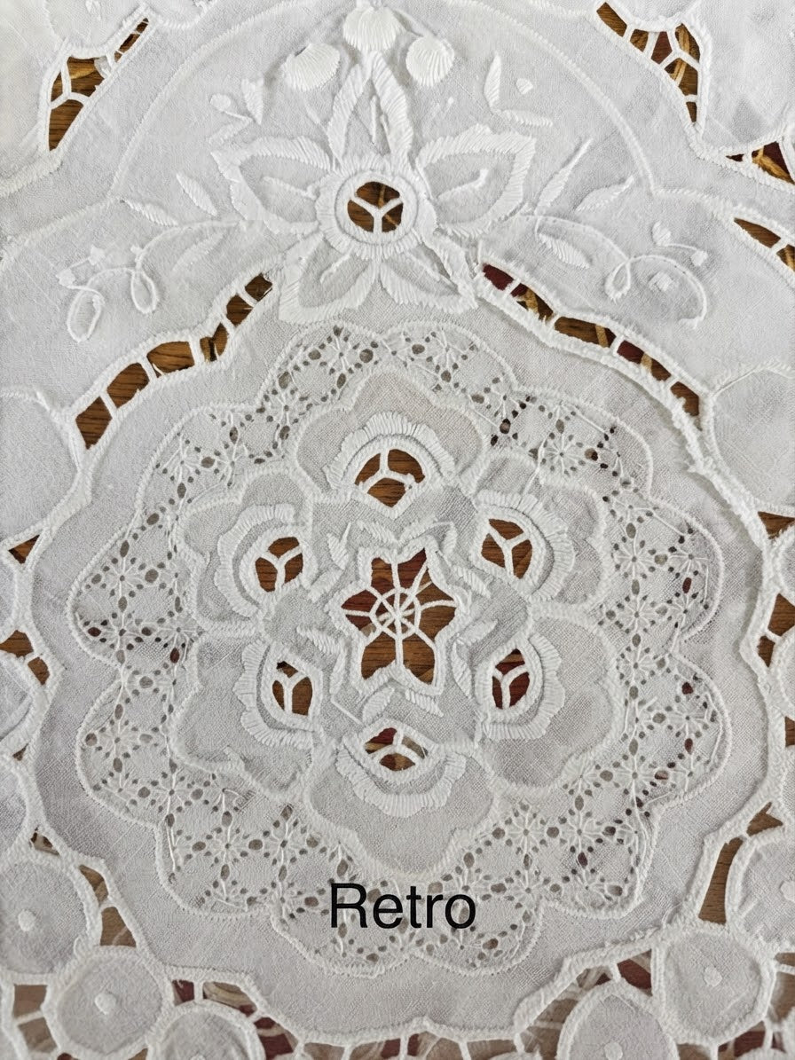 TOVAGLIA RETTANGOLARE PURO LINO BIANCO RICAMO INTAGLIO E PUNTO PIENO CM 160x220 ( @. perla romantica)