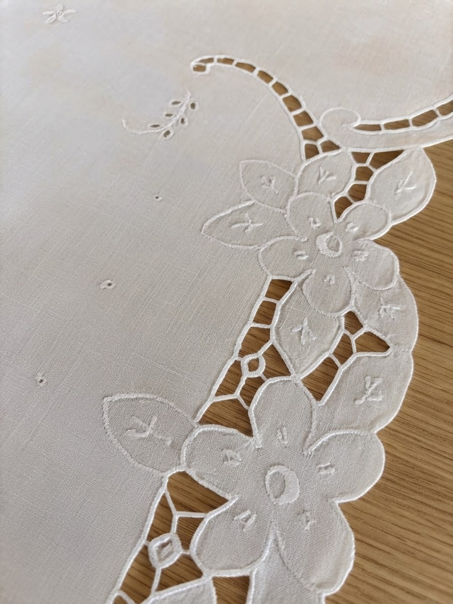 CENTRO TAVOLA PURO LINO BIANCO MISURA OVALE CM 55x105 ( @ ovalone bco)
