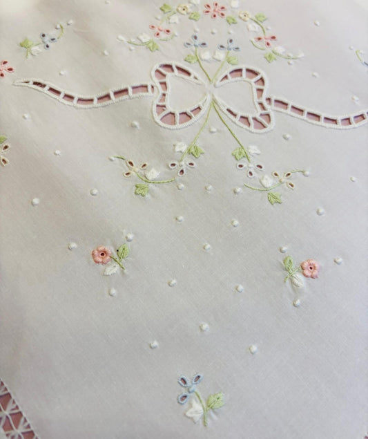 LENZUOLO COTONE PERCALLE RICAMO A MANO PUNTO PIENO E INTAGLIO BIANCO CM 270x290