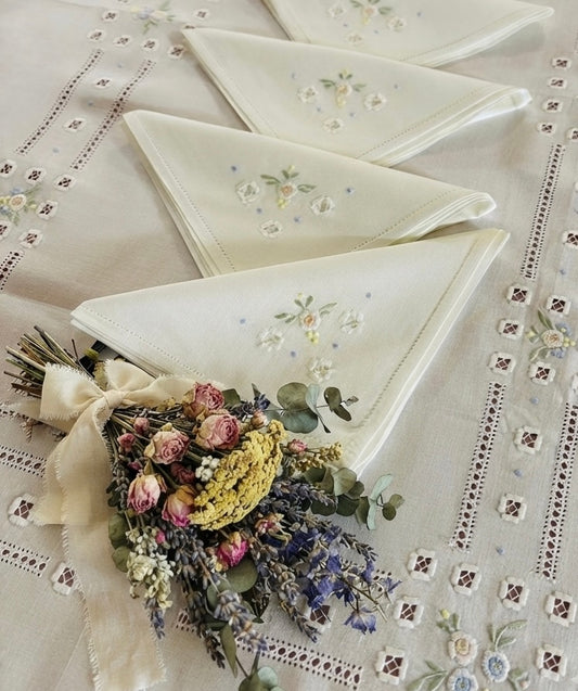 TOVAGLIA RETTANGOLARE MISTO LINO E COTONE BIANCO RICAMO A MANO PUNTO PIENO CM 135x170  (S135)