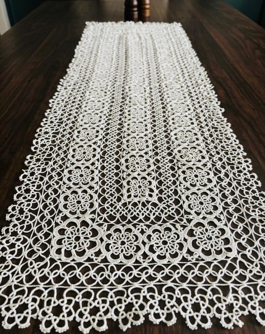 CENTRO ARREDO COTONE BIANCO LAVORAZIONE TATTING CM 40x110 (a.ch110)