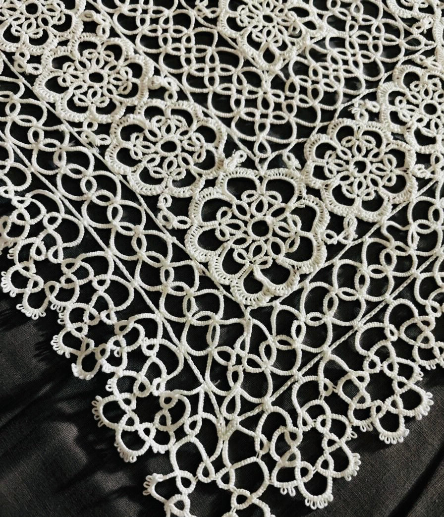 CENTRO ARREDO COTONE BIANCO LAVORAZIONE TATTING CM 40x110 (a.ch110)