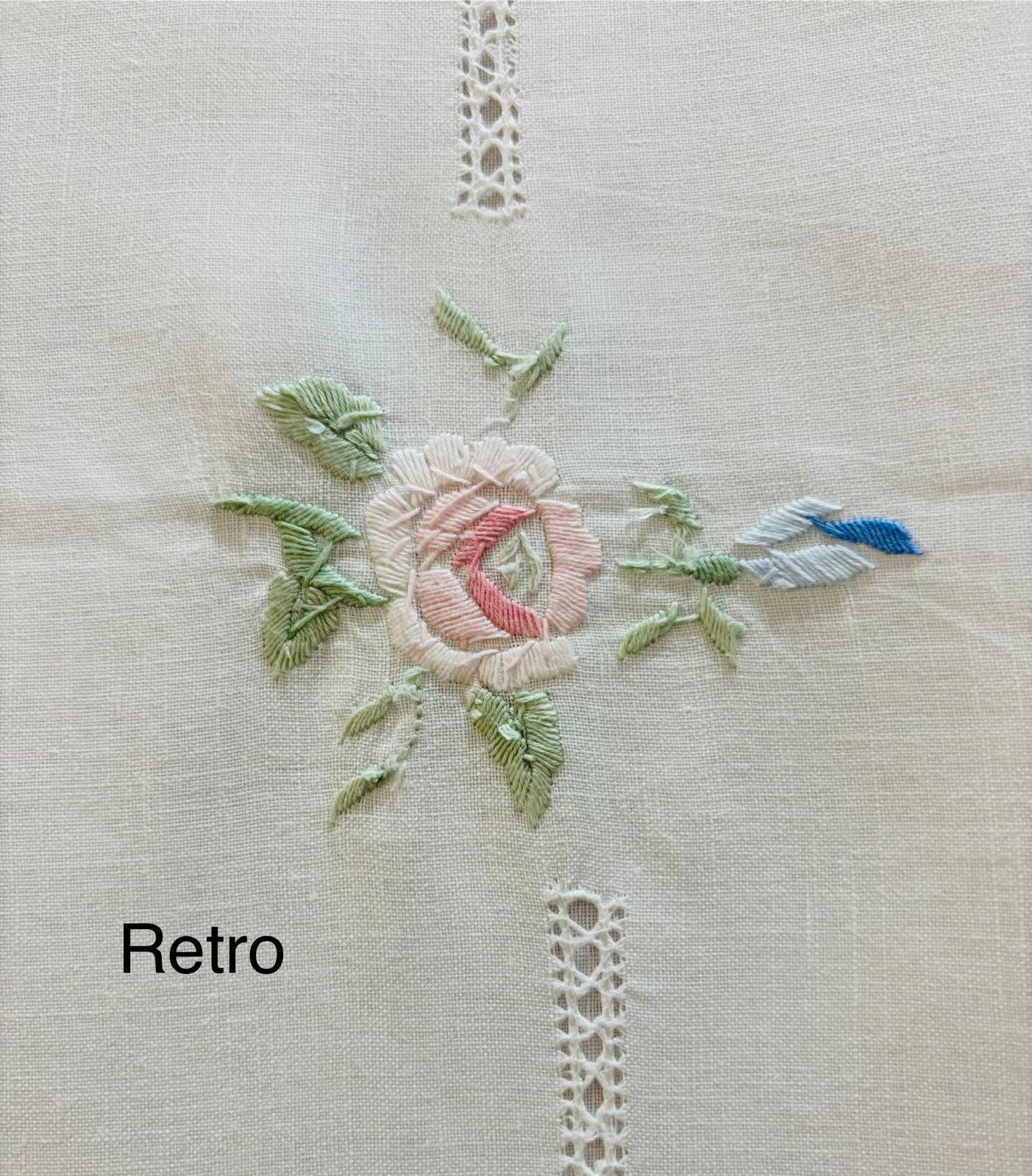 TOVAGLIA ROTONDA MISTO LINO E COTONE BIANCO RICAMO A MANO PUNTO PIENO DIAMETRO CM 175 (FG)