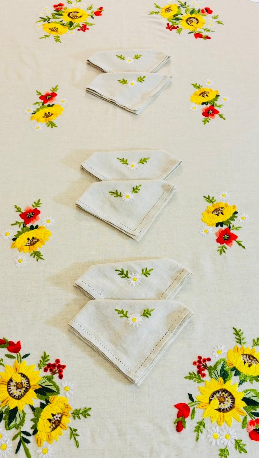 TOVAGLIA RETTANGOLARE MISTO LINO E POLIESTERE ECRU’ RICAMO A MANO PUNTO PIENO CM 170x270 ( GS )