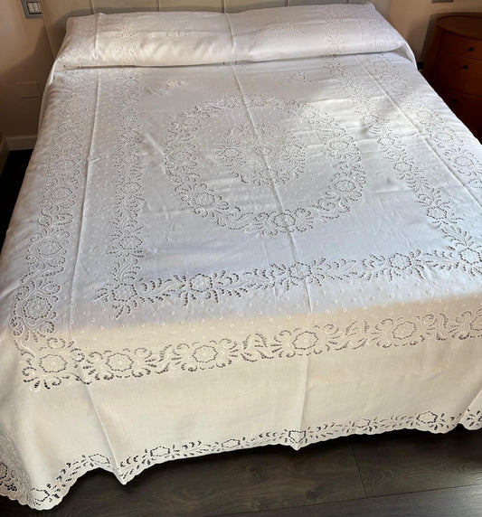 COPRILETTO PURO LINO BIANCO RICAMO A MANO INTANTO CM 235x270