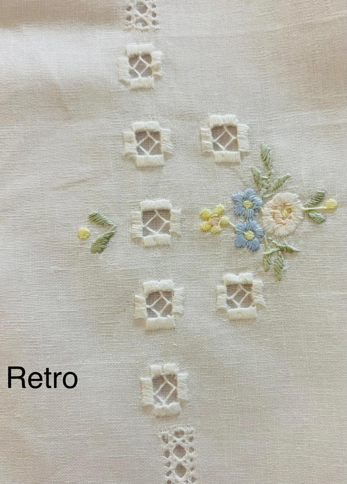 TOVAGLIA ROTONDA MISTO LINO E COTONE BIANCO RICAMO A MANO PUNTO PIENO DIAMETRO CM 175 (FP)