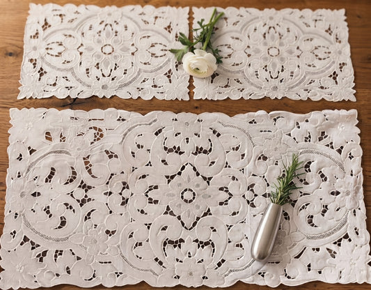 COORDINATO 3 PEZZI CENTRI ARREDO PURO LINO BIANCO RICAMO A MANO INTAGLIO MISURA GRANDE (@.V2MG)