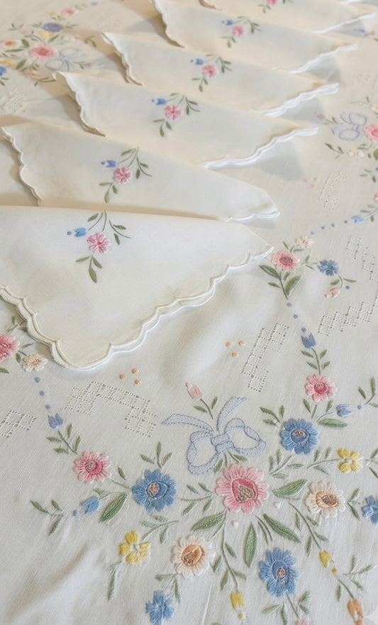 TOVAGLIA RETTANGOLARE PURO LINO BIANCO RICAMO A MANO PUNTO PIENO CM 160x280 (PV)