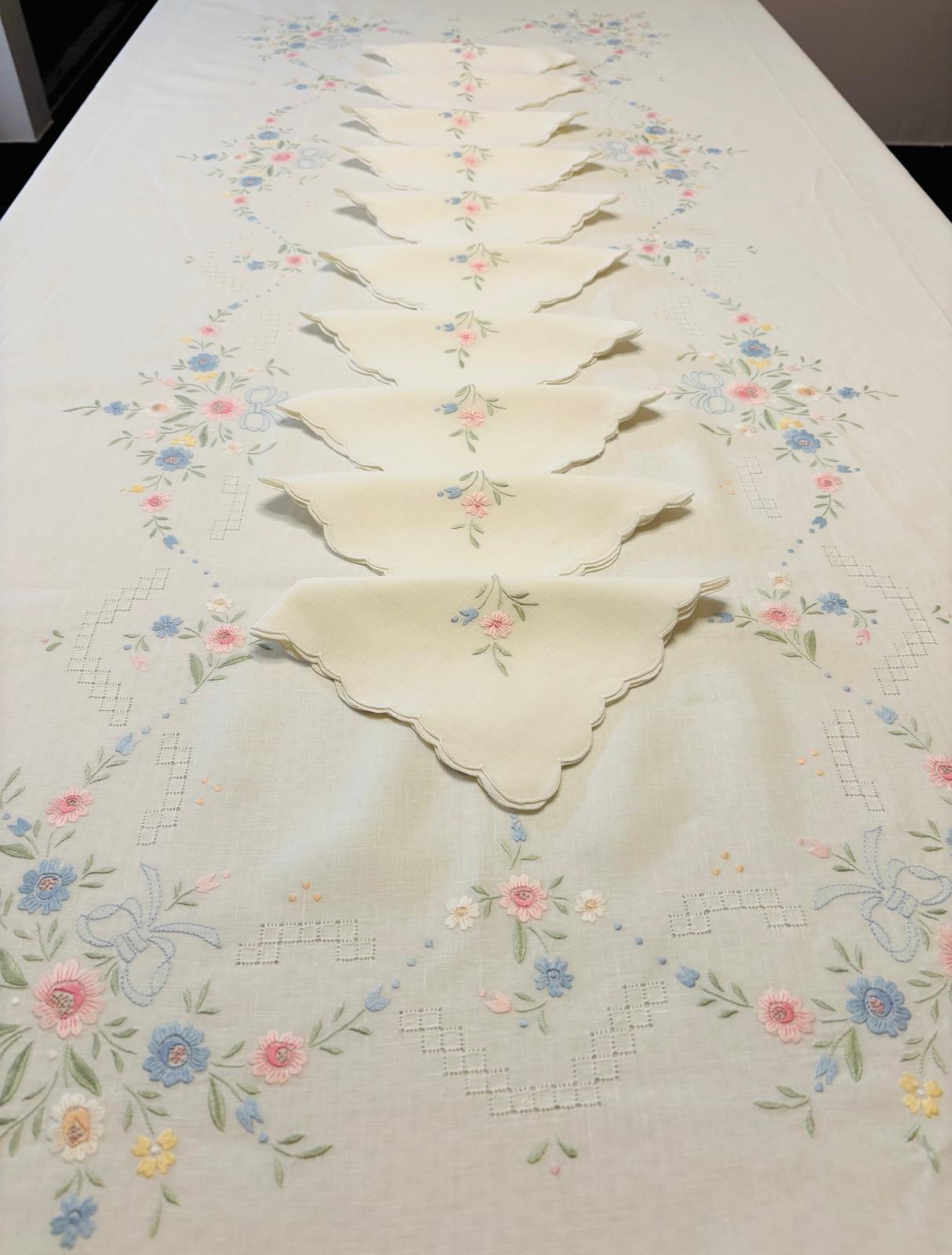 TOVAGLIA RETTANGOLARE PURO LINO BIANCO RICAMO A MANO PUNTO PIENO CM 160x280 (PV)