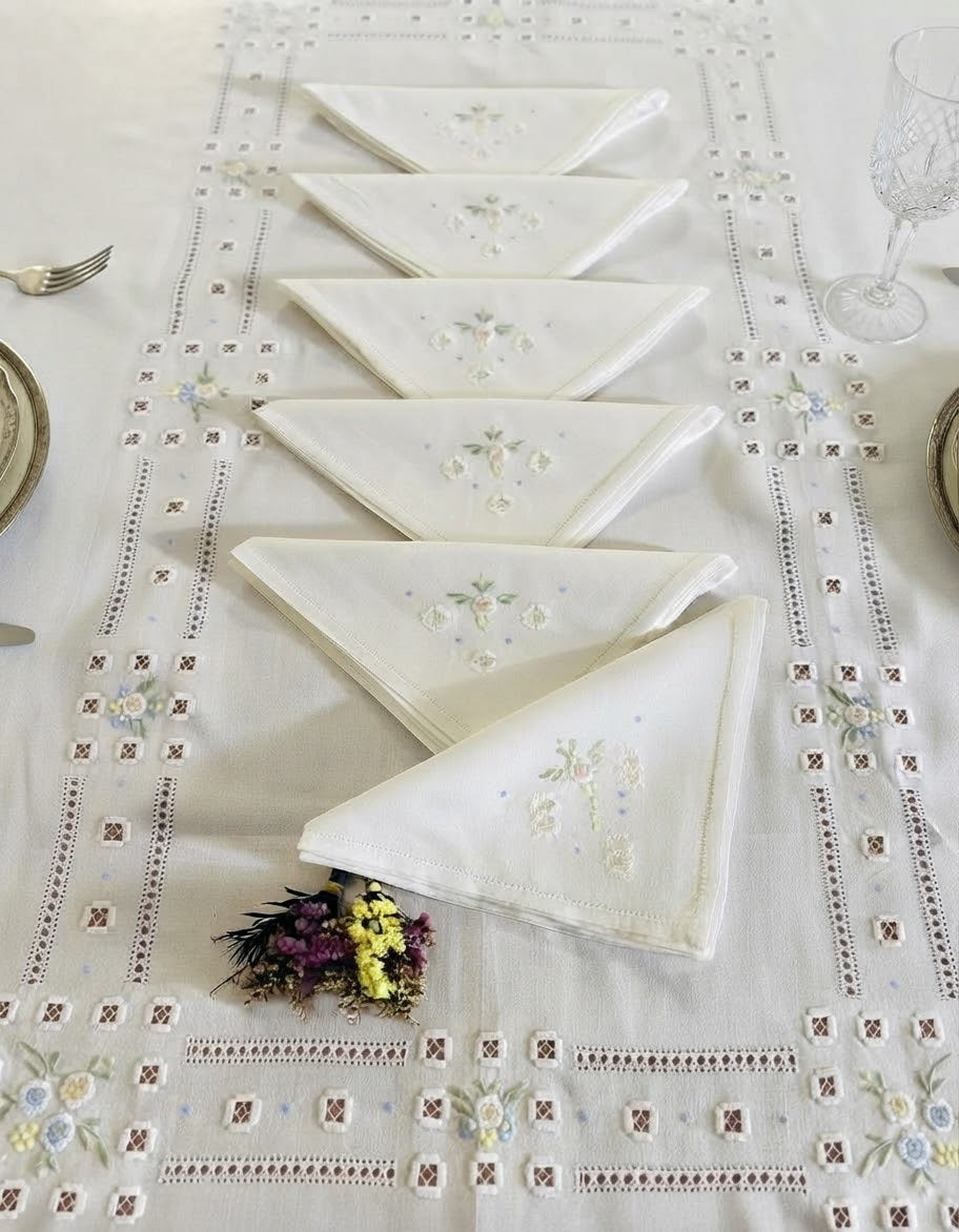 TOVAGLIA RETTANGOLARE MISTO LINO E COTONE BIANCO RICAMO A MANO PUNTO PIENO CM 135x170  (@.S135)