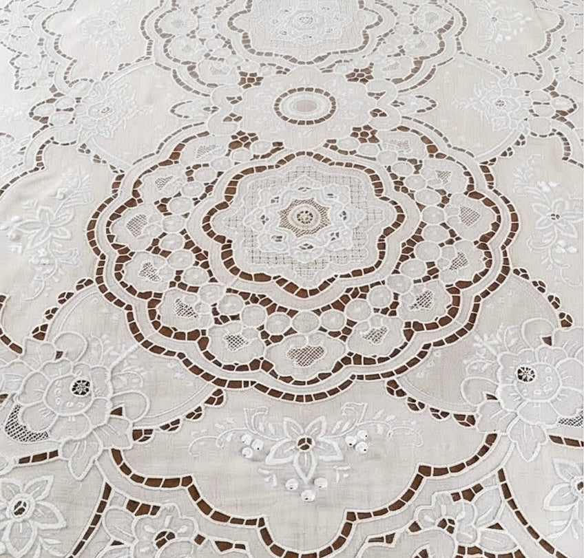 TOVAGLIA RETTANGOLARE PURO LINO BIANCO RICAMO INTAGLIO E PUNTO PIENO CM 160x220 ( @. perla romantica)