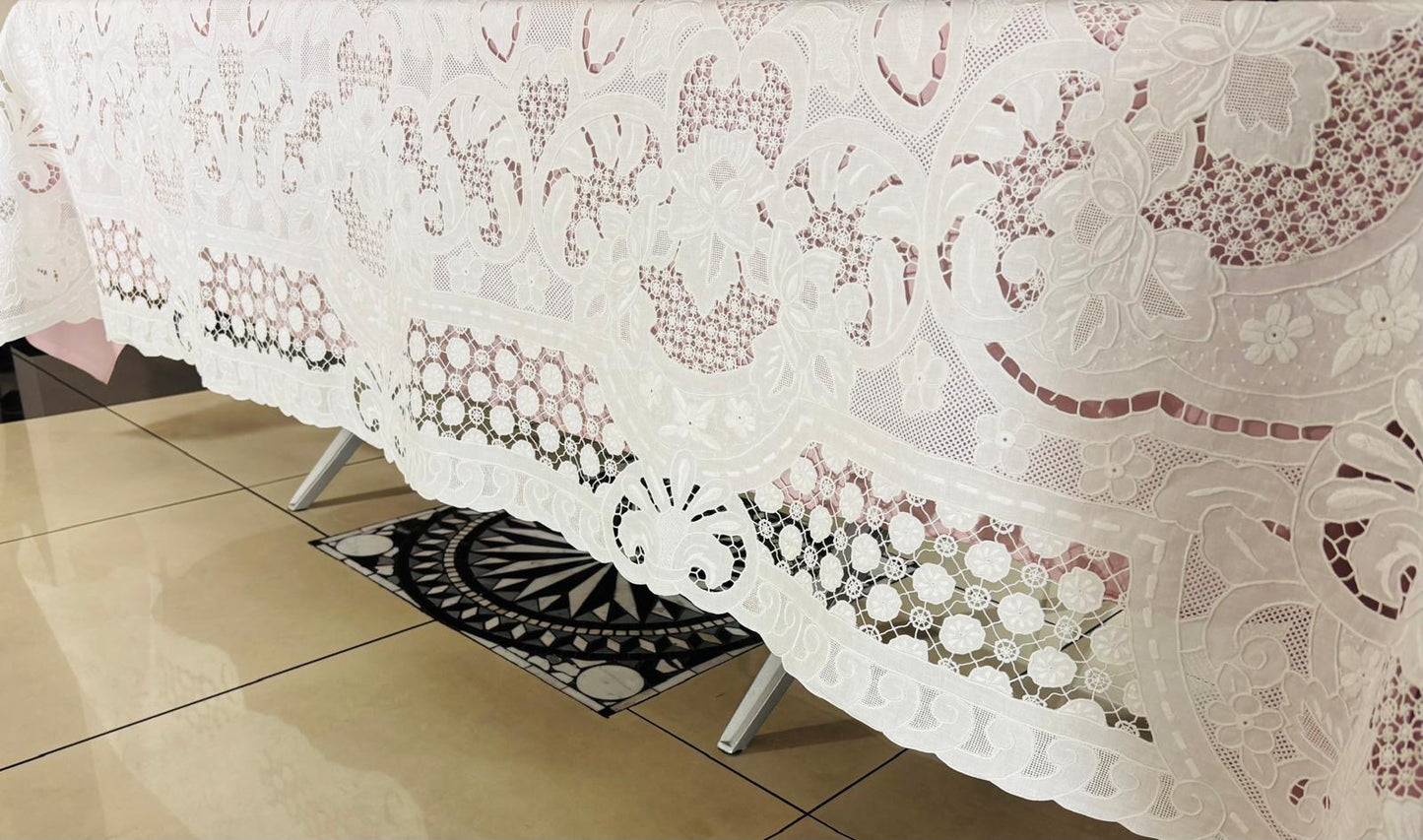 TOVAGLIA RETTANGOLARE PURO LINO BIANCO RICAMO A MANO PUNTO PIENO E INTAGLIO CM 167x265 (G.P)