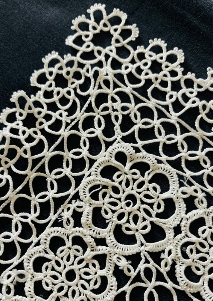 CENTRO ARREDO COTONE BIANCO LAVORAZIONE TATTING CM 40x110 (a.ch110)