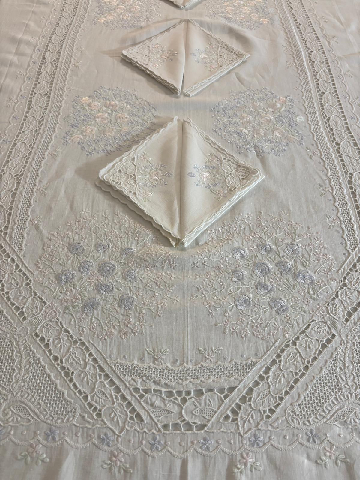 TOVAGLIA RETTANGOLARE PURO LINO BIANCO RICAMO A MANO PUNTO PIENO & INTAGLIO CM 160x260 (INCT)