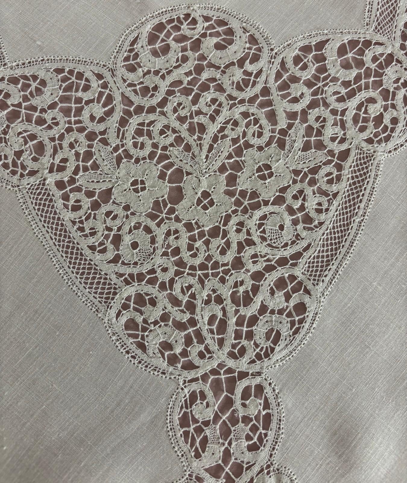 TOVAGLIA RETTANGOLARE PURO LINO BIANCO E PIZZO CANTÙ CM 165x275